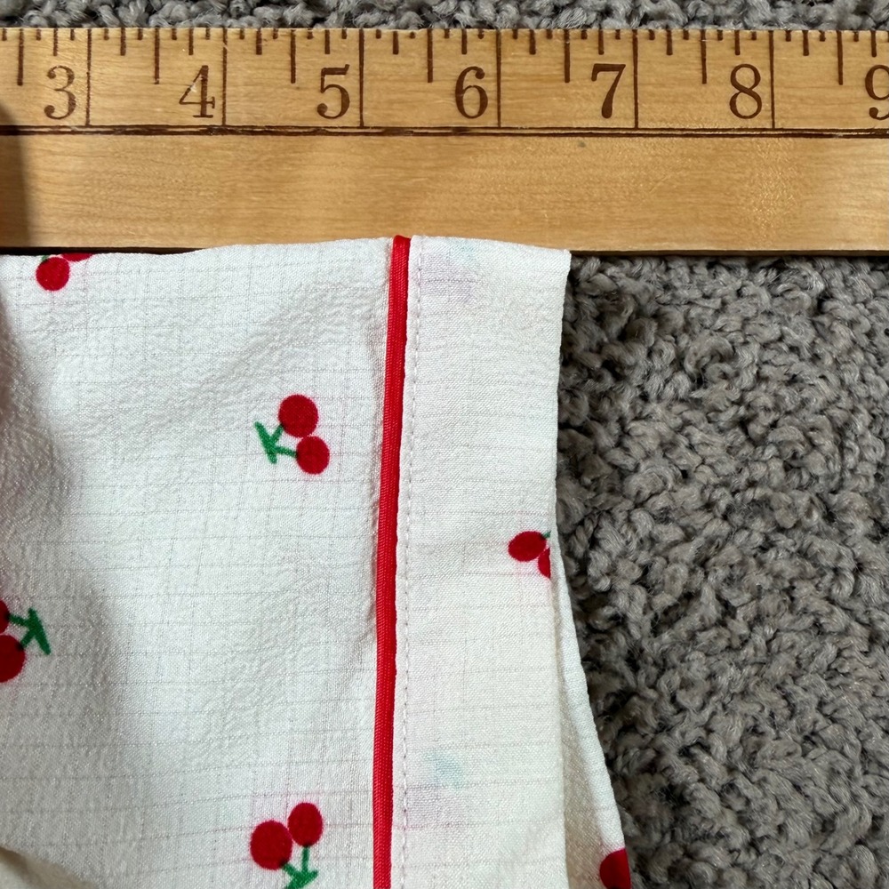 Cherry Pajama Set Short Sleeve Shorts Medium sleepwear retro red
PJs cottagecore - Picture 9 of 15